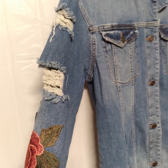 EXPRESS rose embroidered denim jacket - Picture 5 of 15